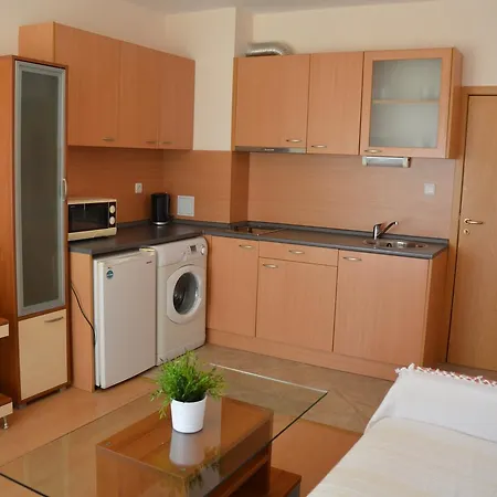 Zora Apartment *